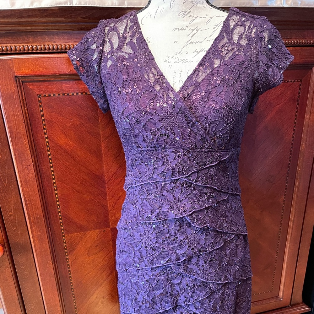 💜Gorgeous Purple Lace Dress💜